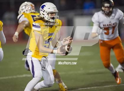 Thumbnail 2 in Monroe vs. Sumner (WIAA 4A Quarterfinal) photogallery.