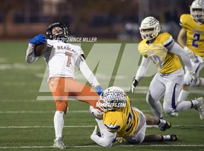 Thumbnail 1 in Monroe vs. Sumner (WIAA 4A Quarterfinal) photogallery.