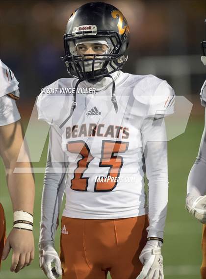 Thumbnail 1 in Monroe vs. Sumner (WIAA 4A Quarterfinal) photogallery.