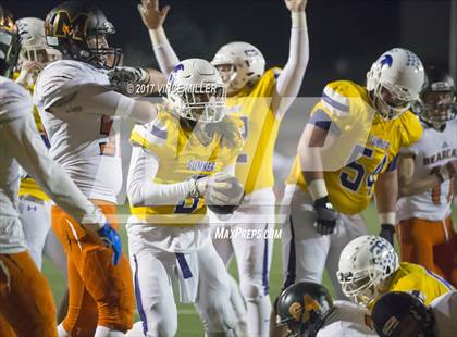 Thumbnail 3 in Monroe vs. Sumner (WIAA 4A Quarterfinal) photogallery.