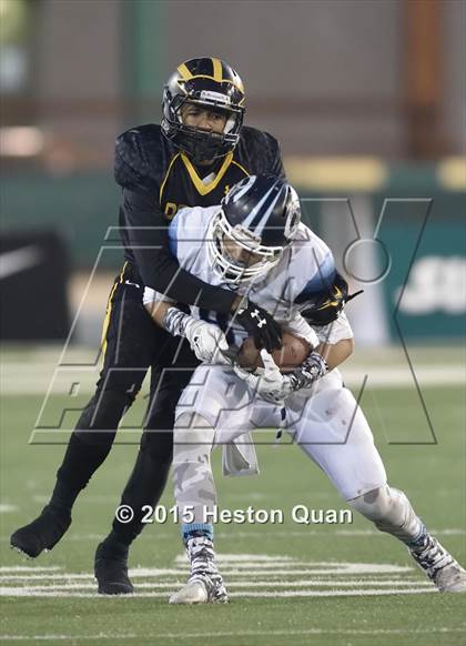 Thumbnail 2 in Del Oro vs. Camarillo (CIF DIIAA Final) photogallery.