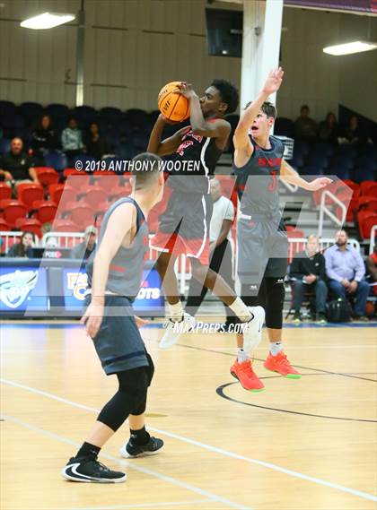 Thumbnail 2 in Freedom Christian Academy vs Raleigh HomeSchool photogallery.