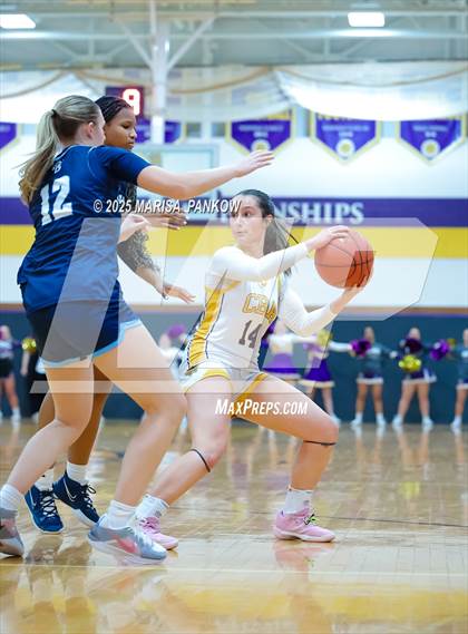 Thumbnail 1 in Bishop Grimes vs Christian Brothers Academy photogallery.