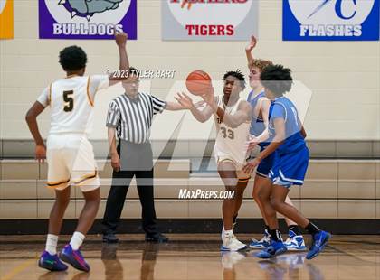 Thumbnail 1 in Franklin Central @ Avon photogallery.
