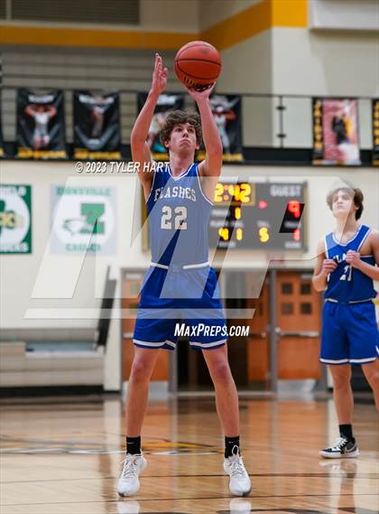 Thumbnail 3 in Franklin Central @ Avon photogallery.