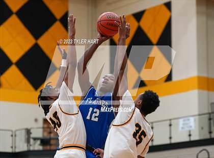 Thumbnail 3 in Franklin Central @ Avon photogallery.