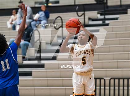 Thumbnail 3 in Franklin Central @ Avon photogallery.