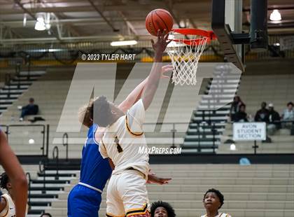 Thumbnail 1 in Franklin Central @ Avon photogallery.