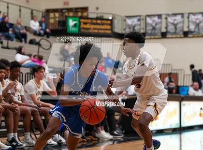 Thumbnail 2 in Franklin Central @ Avon photogallery.
