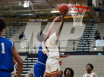 Thumbnail 3 in Franklin Central @ Avon photogallery.