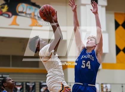 Thumbnail 1 in Franklin Central @ Avon photogallery.