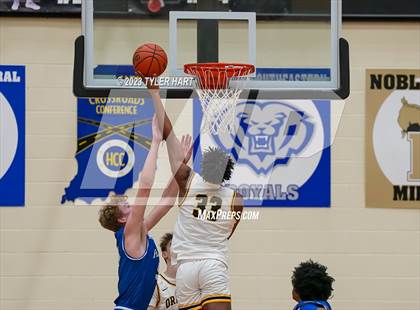 Thumbnail 2 in Franklin Central @ Avon photogallery.