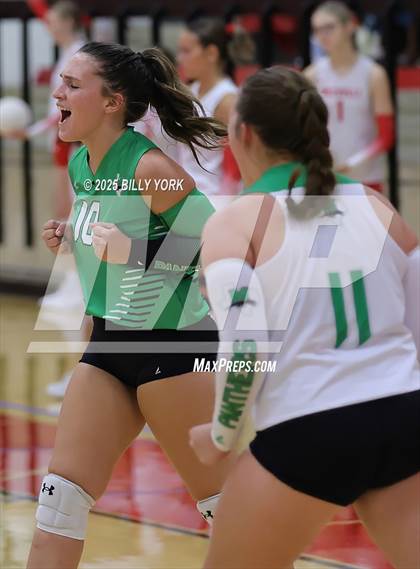 Thumbnail 1 in Wills Point vs Mabank photogallery.