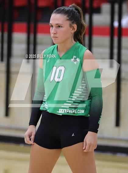 Thumbnail 1 in Wills Point vs Mabank photogallery.