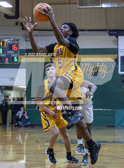 Thumbnail 1 in Lumberton @ Pine Forest photogallery.