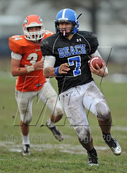 Thumbnail 3 in Long Beach @ Carey (Section 8 Class II Quarterfinal) photogallery.