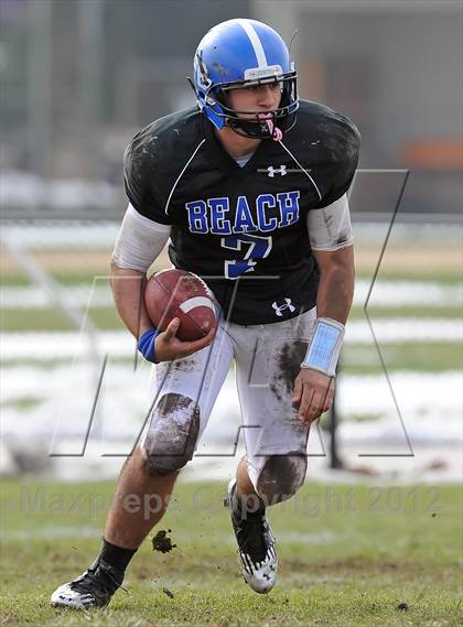 Thumbnail 1 in Long Beach @ Carey (Section 8 Class II Quarterfinal) photogallery.