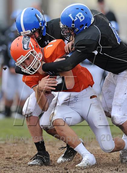 Thumbnail 2 in Long Beach @ Carey (Section 8 Class II Quarterfinal) photogallery.