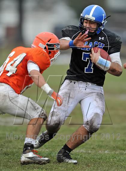 Thumbnail 3 in Long Beach @ Carey (Section 8 Class II Quarterfinal) photogallery.