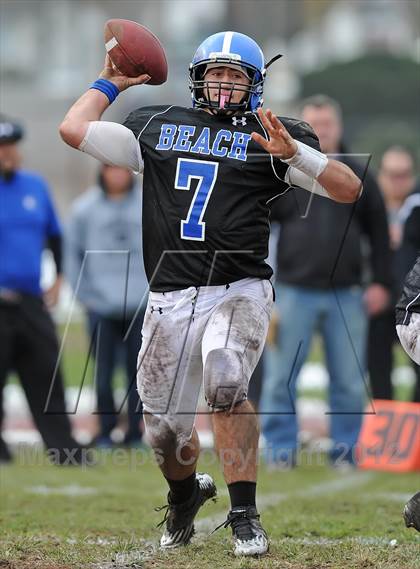 Thumbnail 2 in Long Beach @ Carey (Section 8 Class II Quarterfinal) photogallery.