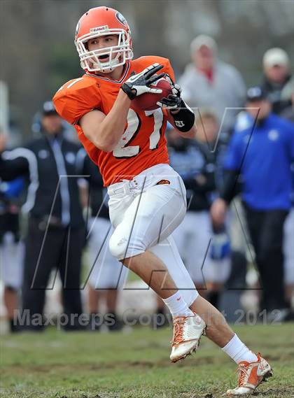 Thumbnail 2 in Long Beach @ Carey (Section 8 Class II Quarterfinal) photogallery.