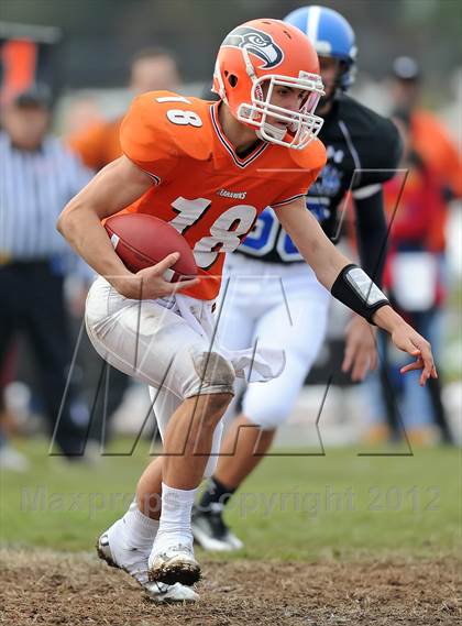 Thumbnail 3 in Long Beach @ Carey (Section 8 Class II Quarterfinal) photogallery.
