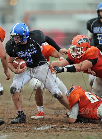Thumbnail 2 in Long Beach @ Carey (Section 8 Class II Quarterfinal) photogallery.