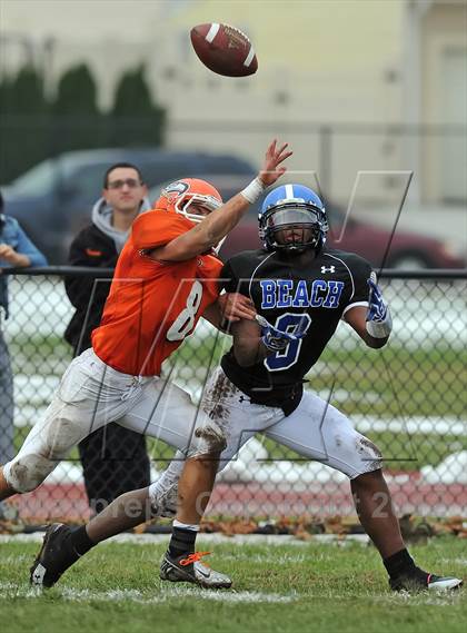 Thumbnail 1 in Long Beach @ Carey (Section 8 Class II Quarterfinal) photogallery.