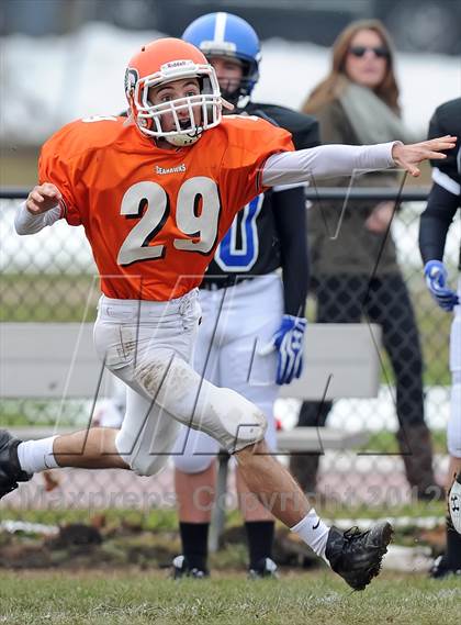 Thumbnail 3 in Long Beach @ Carey (Section 8 Class II Quarterfinal) photogallery.