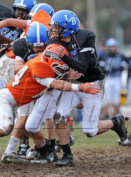 Thumbnail 2 in Long Beach @ Carey (Section 8 Class II Quarterfinal) photogallery.