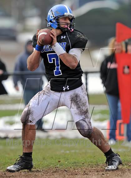 Thumbnail 3 in Long Beach @ Carey (Section 8 Class II Quarterfinal) photogallery.