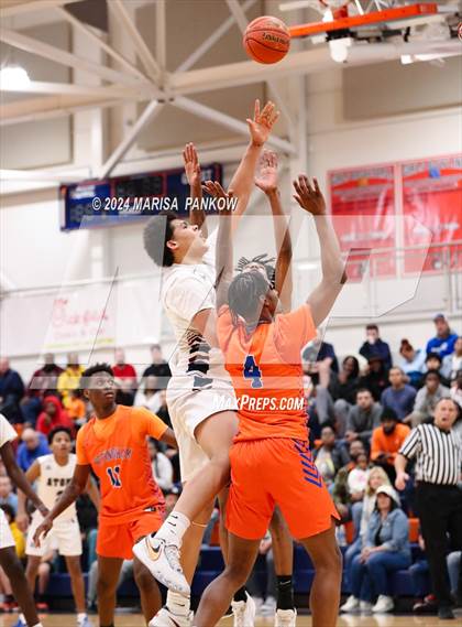 Thumbnail 3 in Nottingham vs Syracuse Academy of Science (NYSPHSAA Section 3 AA Semifinal) photogallery.