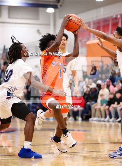 Thumbnail 3 in Nottingham vs Syracuse Academy of Science (NYSPHSAA Section 3 AA Semifinal) photogallery.