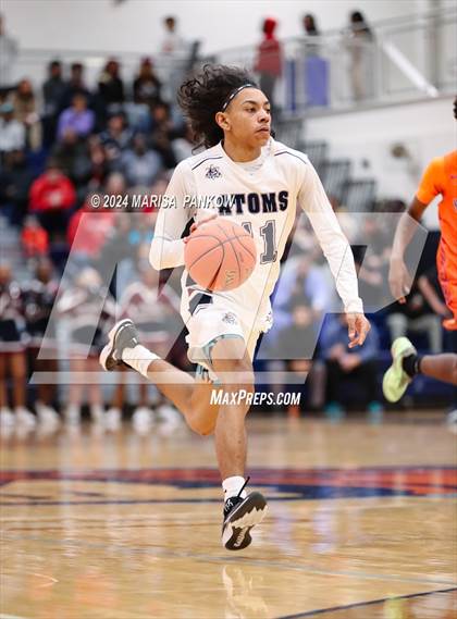 Thumbnail 1 in Nottingham vs Syracuse Academy of Science (NYSPHSAA Section 3 AA Semifinal) photogallery.