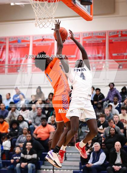 Thumbnail 2 in Nottingham vs Syracuse Academy of Science (NYSPHSAA Section 3 AA Semifinal) photogallery.