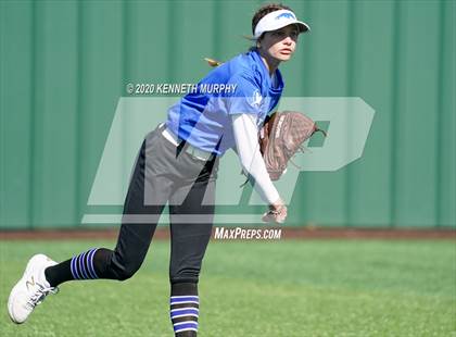 Thumbnail 1 in North Forney vs Midlothian (Midlothian Tournament) photogallery.
