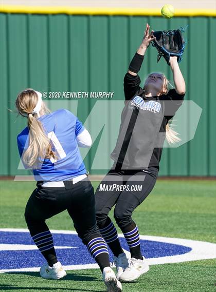 Thumbnail 3 in North Forney vs Midlothian (Midlothian Tournament) photogallery.