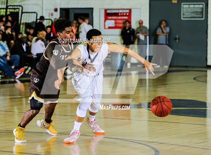 Thumbnail 3 in Crespi vs Chaminade (West Valley Tip-off) photogallery.