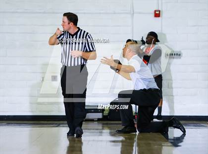 Thumbnail 3 in Crespi vs Chaminade (West Valley Tip-off) photogallery.