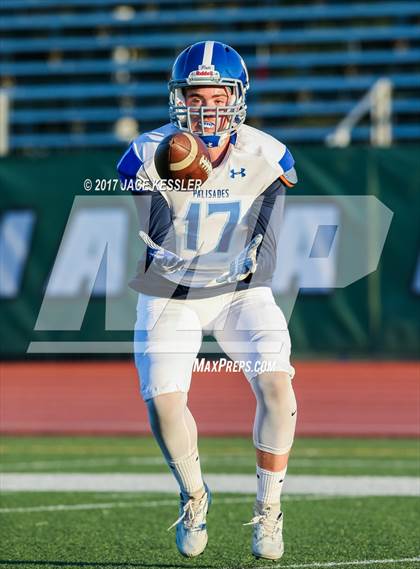 Thumbnail 2 in Palisades @ Granada Hills Charter photogallery.