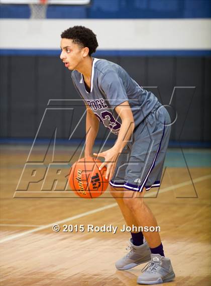 Thumbnail 2 in Ridge Point vs. Clear Brook (McDonald's Texas Invitational) photogallery.