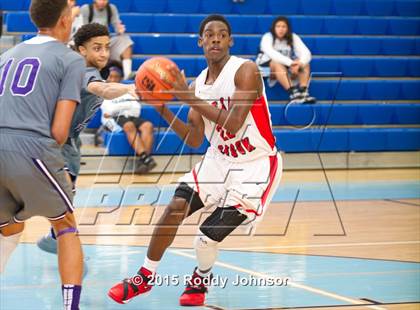 Thumbnail 2 in Ridge Point vs. Clear Brook (McDonald's Texas Invitational) photogallery.