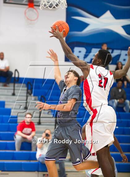Thumbnail 1 in Ridge Point vs. Clear Brook (McDonald's Texas Invitational) photogallery.