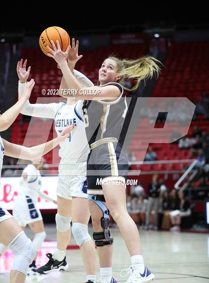 Thumbnail 3 in Davis vs. Westlake (UHSAA 6A Quarterfinal) photogallery.