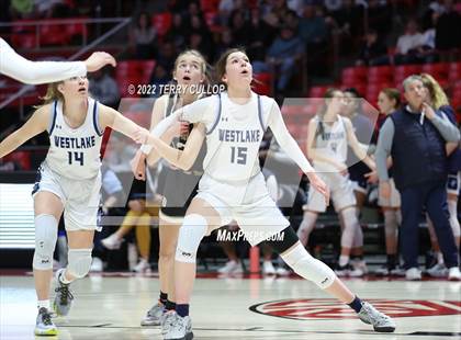 Thumbnail 2 in Davis vs. Westlake (UHSAA 6A Quarterfinal) photogallery.
