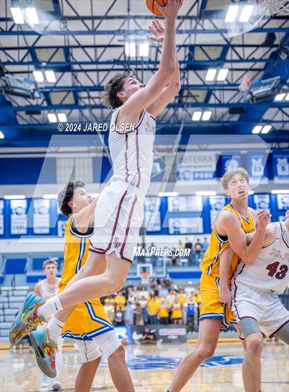 Thumbnail 2 in Orem vs. Lone Peak photogallery.