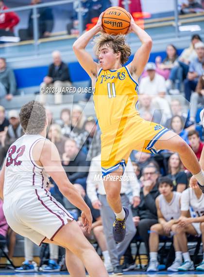 Thumbnail 2 in Orem vs. Lone Peak photogallery.