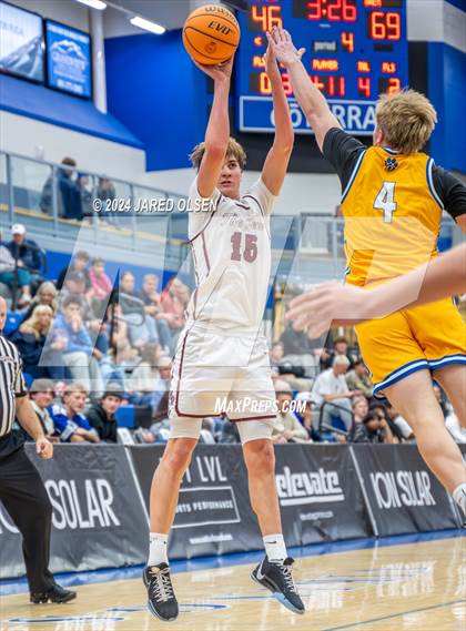 Thumbnail 1 in Orem vs. Lone Peak photogallery.