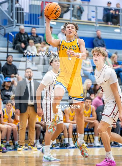 Thumbnail 1 in Orem vs. Lone Peak photogallery.