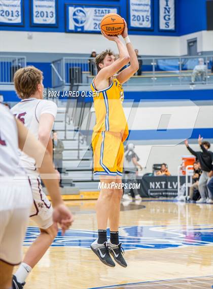 Thumbnail 1 in Orem vs. Lone Peak photogallery.